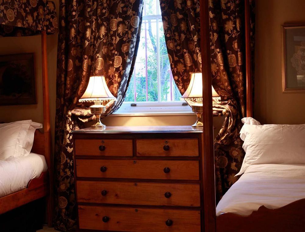 Dutch Manor Antique Hotel 케이프타운 외부 사진