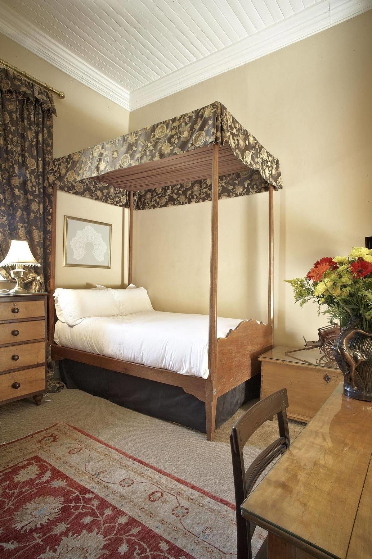 Dutch Manor Antique Hotel 케이프타운 외부 사진